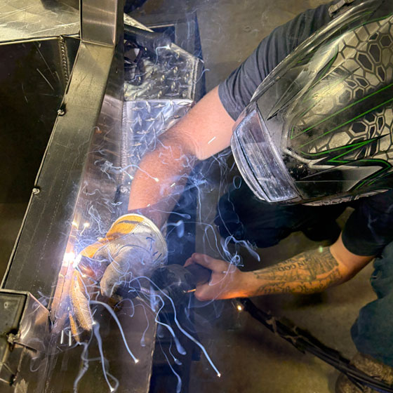 welding-ambush-boat-560x560